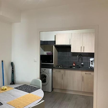 Aubenas : Beau Studio, Proche Du Chateau Exteriör bild