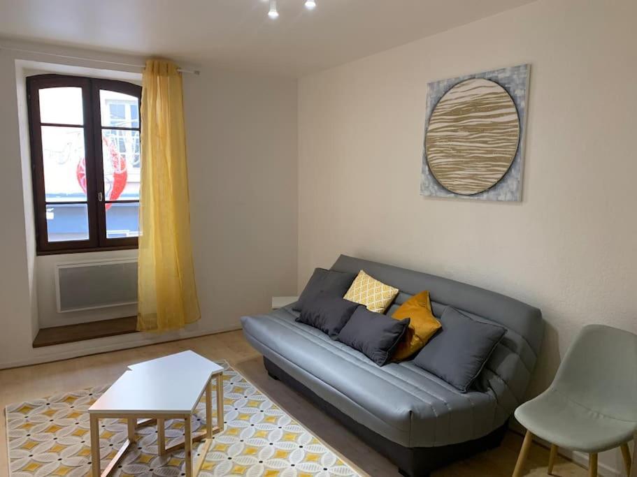 Aubenas : Beau Studio, Proche Du Chateau Exteriör bild